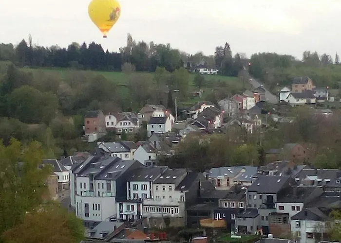 Alojamento de Acomodação e Pequeno-almoço Pittoresque Houffalize